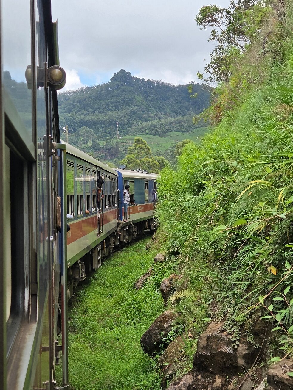 Why the Kandy to Ella Train Journey is a Must-Do Travel Experience